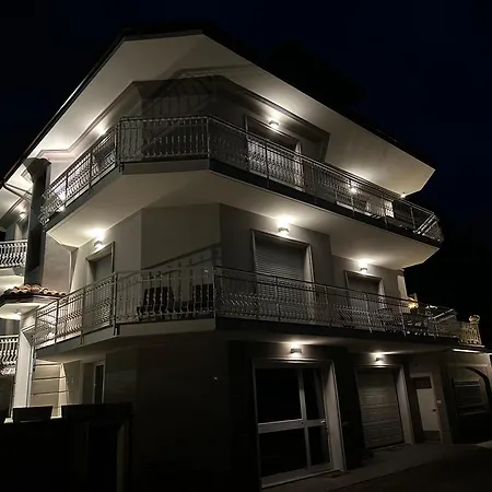 Apartment Sofia Baveno