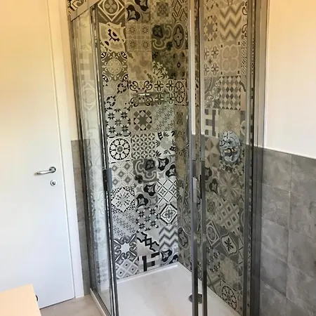 Sofia * באוונו